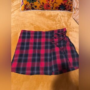 Wild Fable Red and Black plaid mini skirt